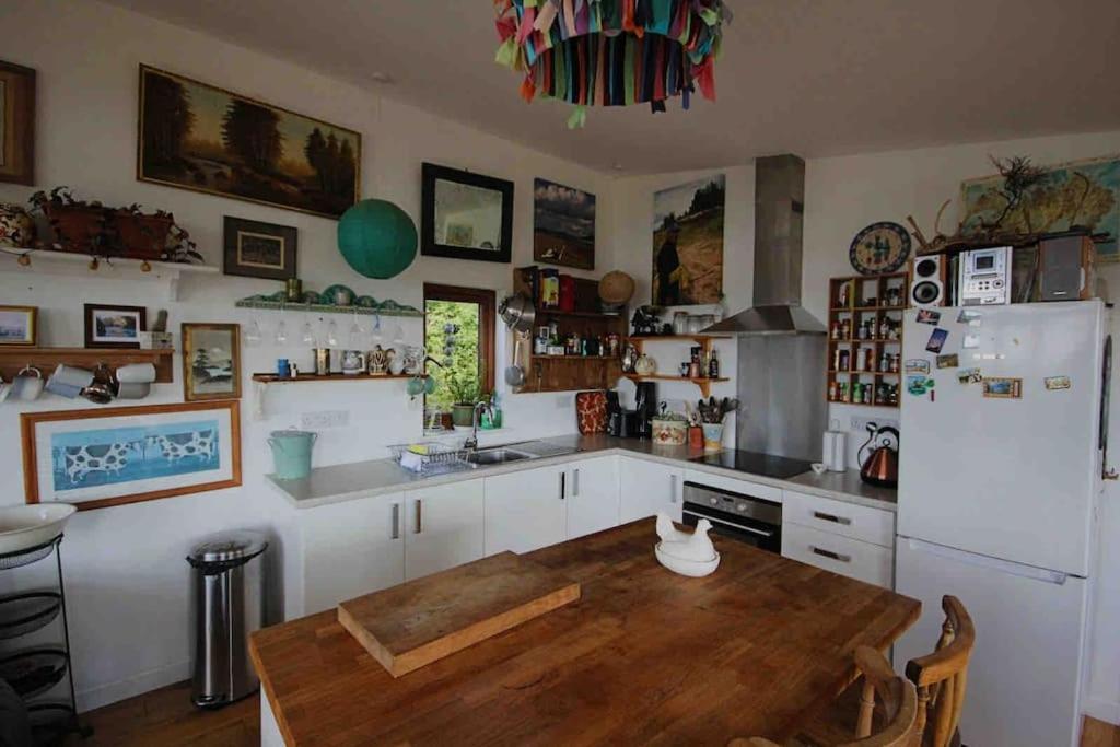 Spacious Cabin On Isolated Farm With Sea View Bude Εξωτερικό φωτογραφία